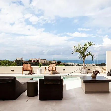 Orama Luxury 3 Bedrooms With Private Pool 빌라 헐소니소스