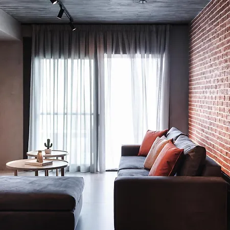 וילה Orama Luxury 3 Bedrooms With Private Pool הרסוניסוס