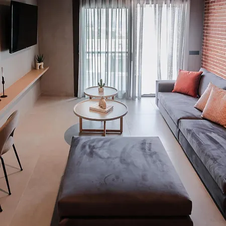 Orama Luxury 3 Bedrooms With Private Pool