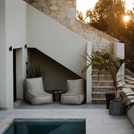 Orama Luxury 3 Bedrooms With Private Pool Villa