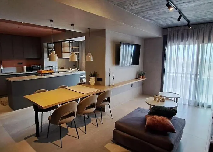 Orama Luxury 3 Bedrooms With Private Pool * Χερσόνησος